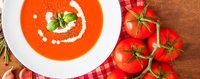 Bild: Tomatensuppe mit Möhren und Schmand